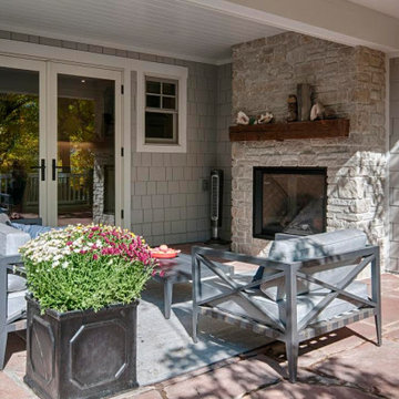 Outdoor Fireplace and Lounge