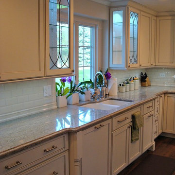 Shiloh Cabinetry Kitchen