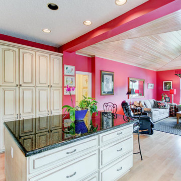 Jonathan's Landing Real Estate - 3884 Outlook Court