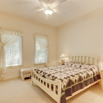 137 Lake Forest Shores