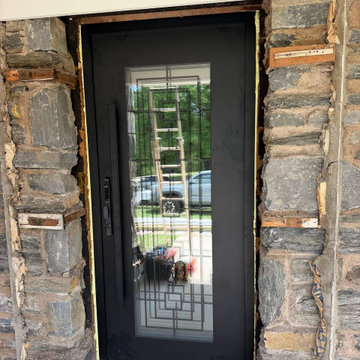 Iron 1688 Black