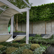 green walls