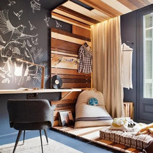 Maze's room