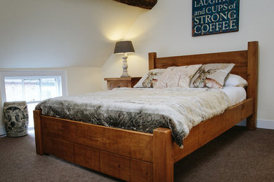 Chatsworth Plank Bed