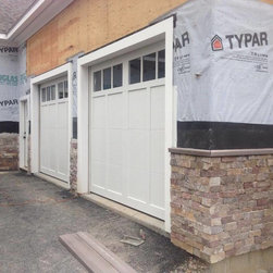 QuarryCut Stone - 40%Dark 40%Brown 20%Plum - Ledge - Siding And Stone Veneer