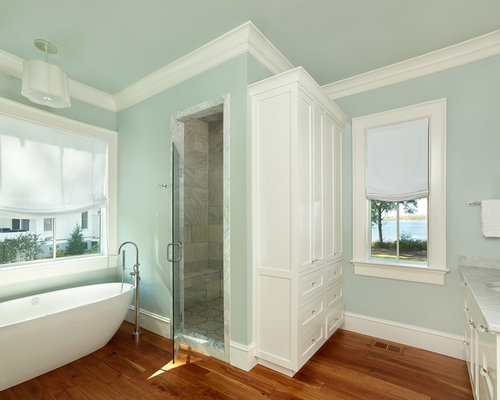 Shower Stall Next To Linen Closet | Houzz