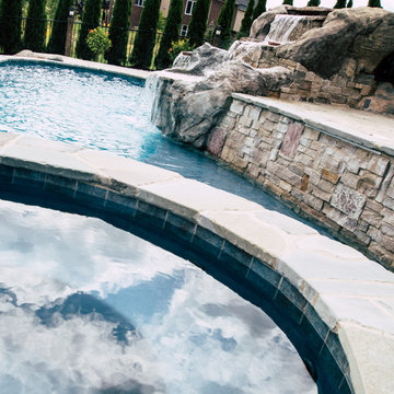 Innovation and Complexity in a Vinyl Liner Pool with Extreme Elevations