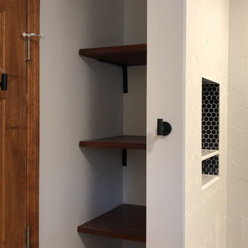 Bathroom on Lakeshore North.