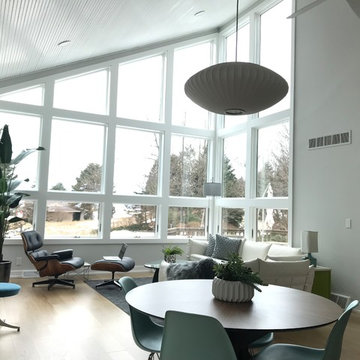 Midcentury Update for Empty Nestors