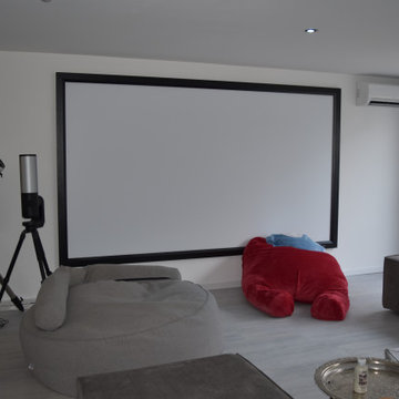 Un vent de modernité et une touche de fun dans une grande maison contemporaine