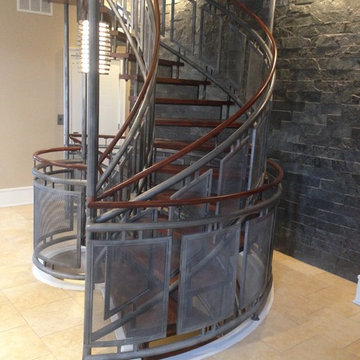 Floating Circular Stairway. No Stringer Beams!