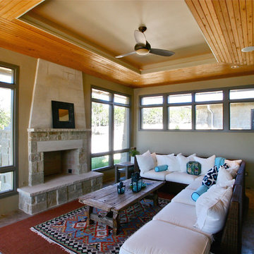 House in Spanish Oaks