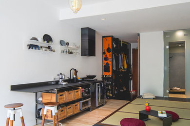 Living room - zen living room idea in Montreal