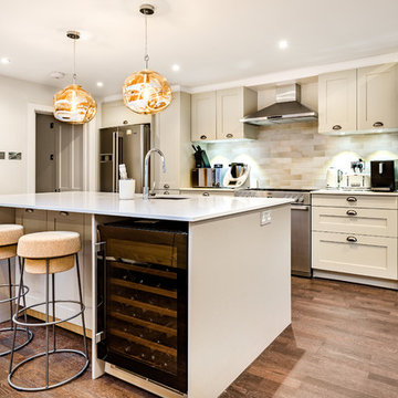Traditional solid wood Kitchen