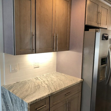 Small kitchen in Dover - 2018