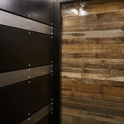 Glass / Bamboo Elevator - Products