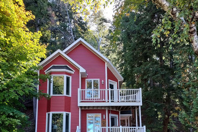 Exterior home idea in Other