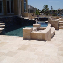 Outdoor french travertine