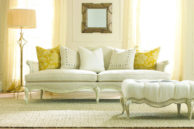 Living room - victorian living room idea in Orlando