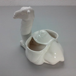 jarr&oacute;n de cer&aacute;mica blanca con forma de camello - Decorative Objects And Figurines