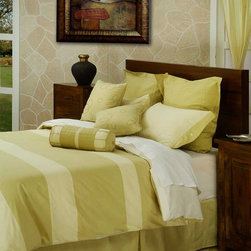 Apple Bedding Set By Rizzy Rugs - Bedding