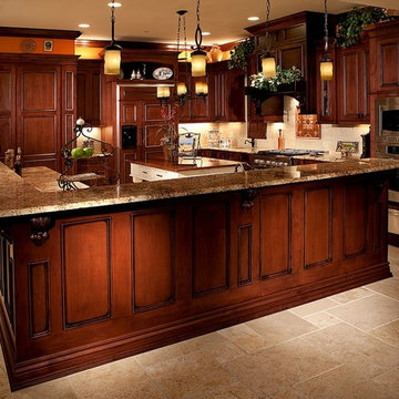 Spanish Style Home by Bud Lawrence & Bobby Morales