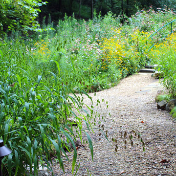 Tenneva Treehouse & Garden