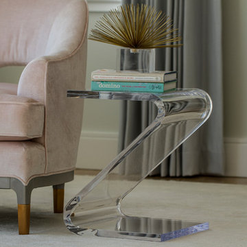 Boda Acrylic Reynolds Table