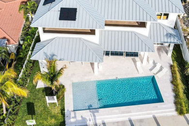 Pool photo in Miami