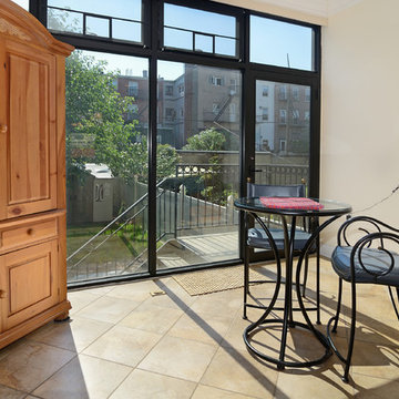 Hoboken Rowhouse with Floor to Ceiling Glass Extension