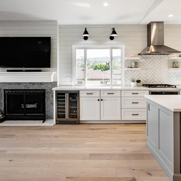 Palizada Kitchen & Living Areas