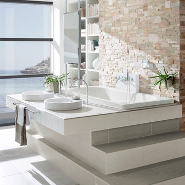 Badezimmer mit Meerblick