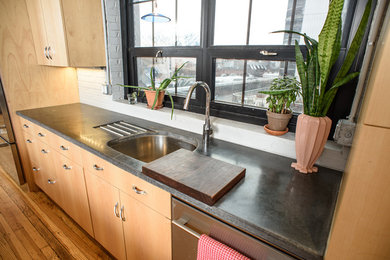 Kitchen photo in Philadelphia