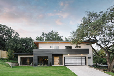Trendy exterior home photo in Austin