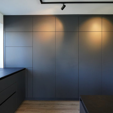 Dark Grey Design