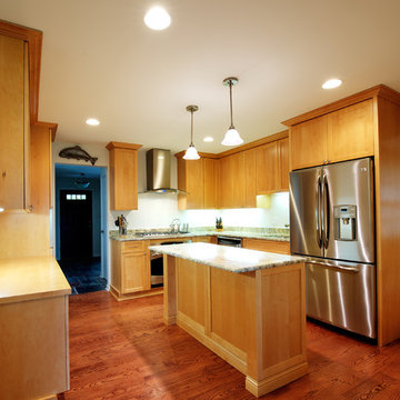 Custom Cabinets- Kitchen Gallery
