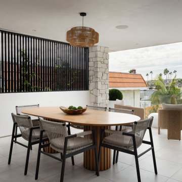 Covered Patio with Outdoor Dining
