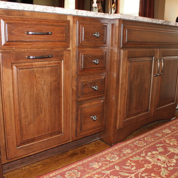Exquisite Lot 163, Maple Linen and Maple Praline