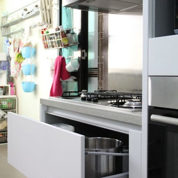 Very Nice Parallel Kitchen in BTO