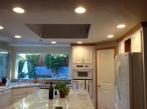 Kitchen Island Pendant With Vertical Base