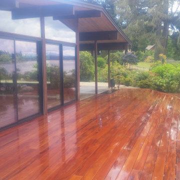 VAUGHN BAY MID-CENTURY MAJOR REMODEL