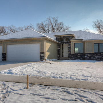 Custom Brookfield Ranch - 4 bdrm.