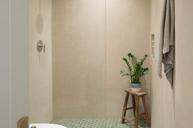 Example of a trendy bathroom design in San Diego