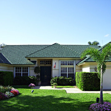 Metal Roofing - Classic Manor Shake in Forest Green