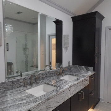 Sanga Circle Master Bathroom