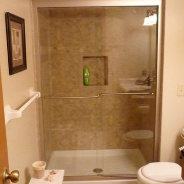 3 bathrooms in Apple Valley