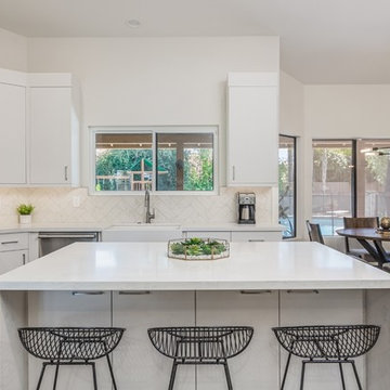 San Salvador - Mid Century Modern