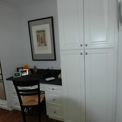 Lester White Foil - Kitchen Cabinetry