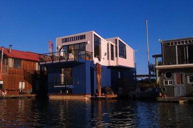 Example of a minimalist exterior home design in San Francisco