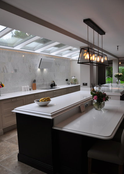 Traditional Kitchen by Hart-Woods